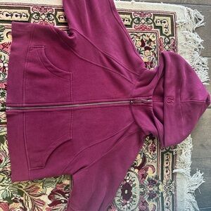 Plum Lululemon Scuba